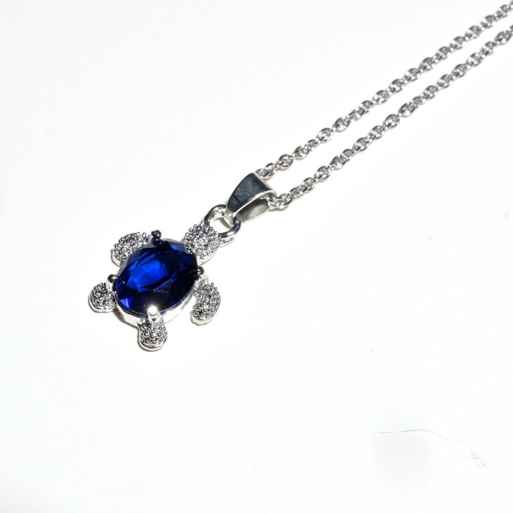Turtle necklace - Picture 3 of 11